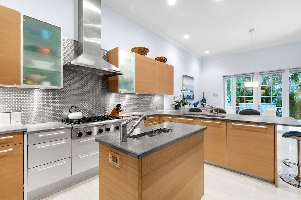 SEABREEZE ISLES - Residential