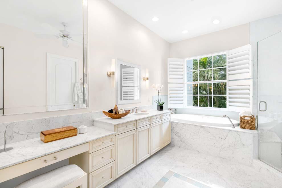 SEABREEZE ISLES - Residential