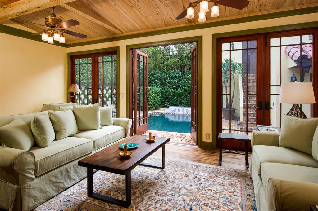 ROYAL PARK - Residential