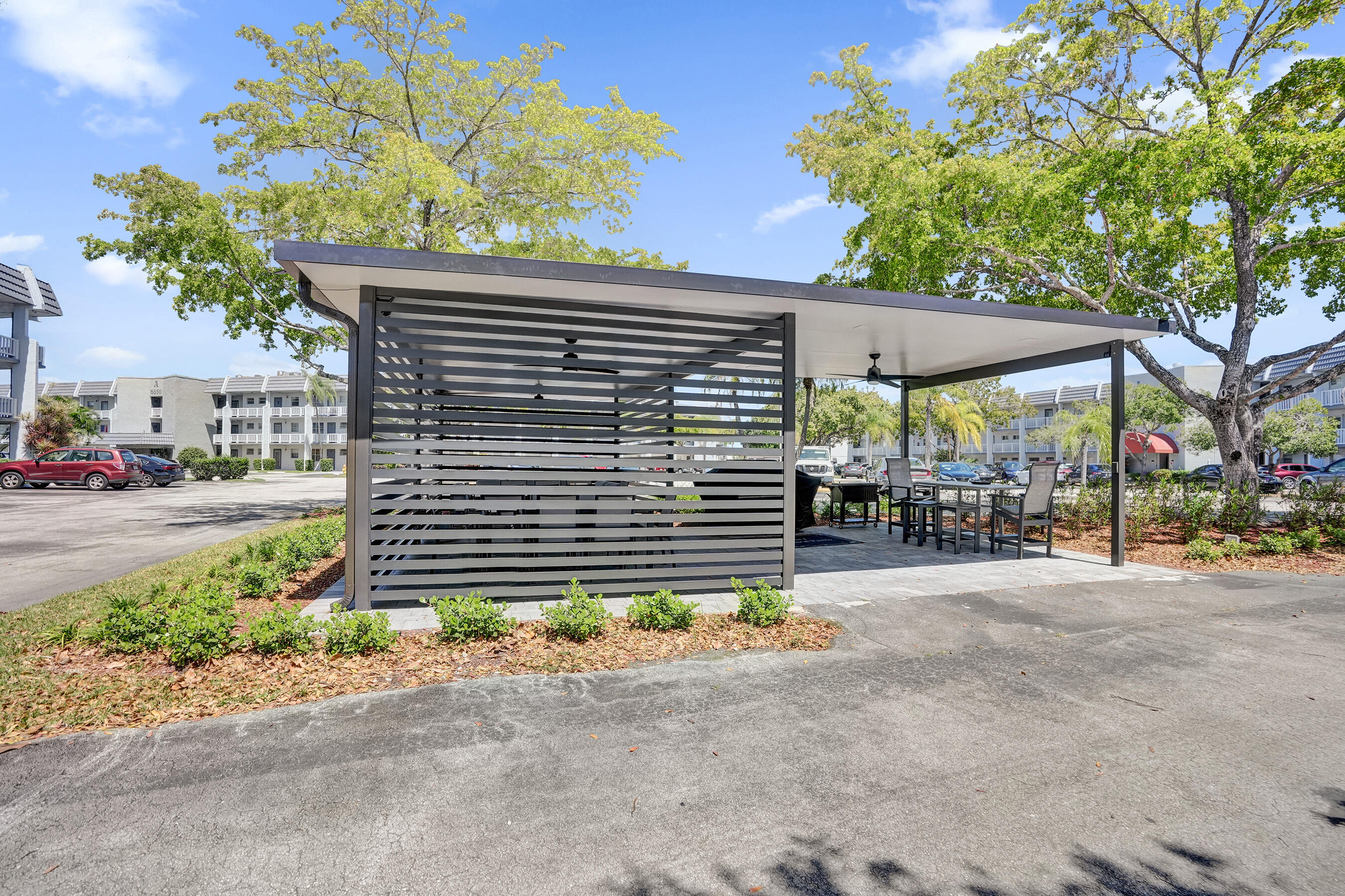 ROYAL PARK GARDENS II-K CONDO - Residential