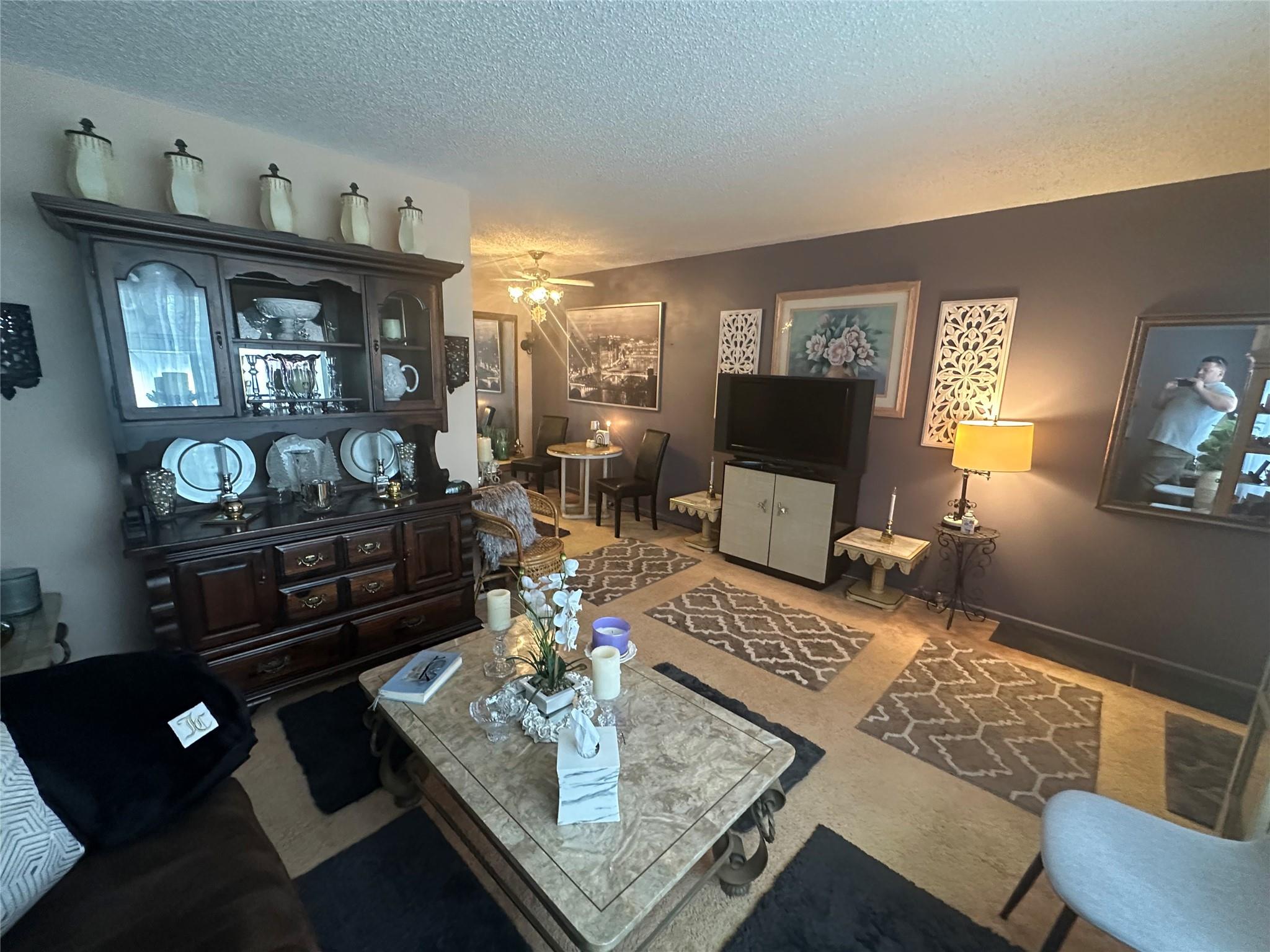 IVANHOE C - Residential