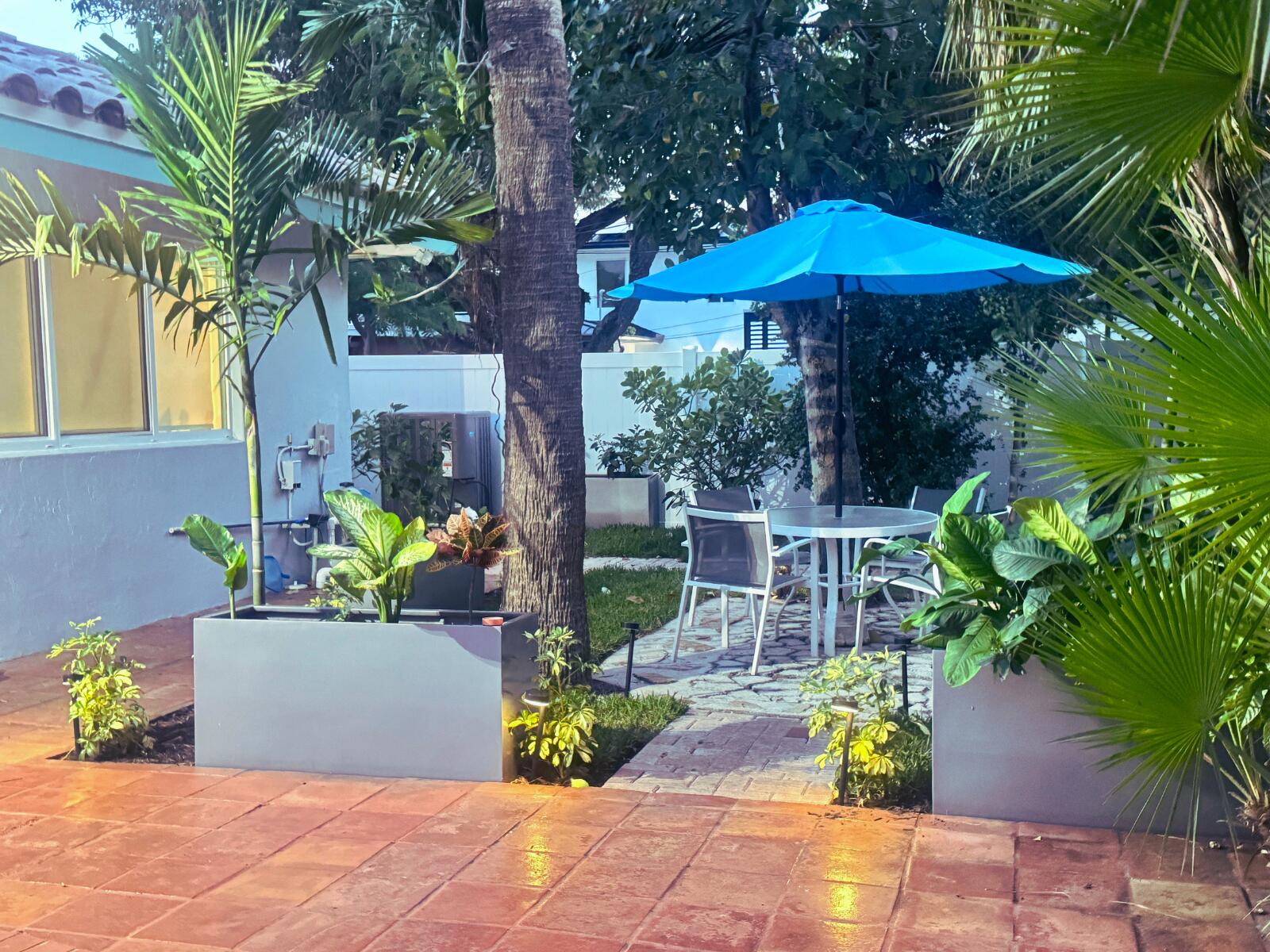 HILLSBORO SHORES SEC - Residential Lease