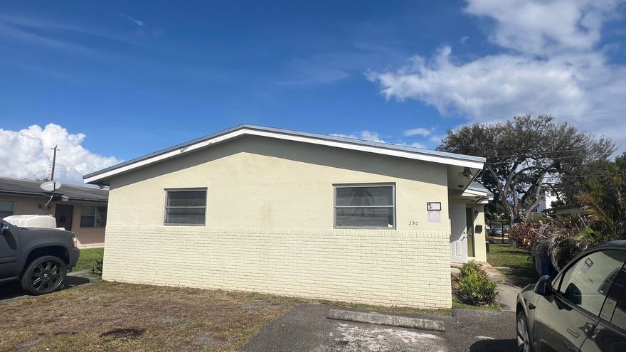 Spacious 2-bedroom, 1-bath unit available for rent in a well-maintained multifamily property in Fort Lauderdale. This bright and comfortable unit offers a functional layout with ample living space, tile flooring, and a convenient location close to major highways, shopping, dining, and public transportation. Just minutes from Downtown Fort Lauderdale and the airport. Fast approval process.