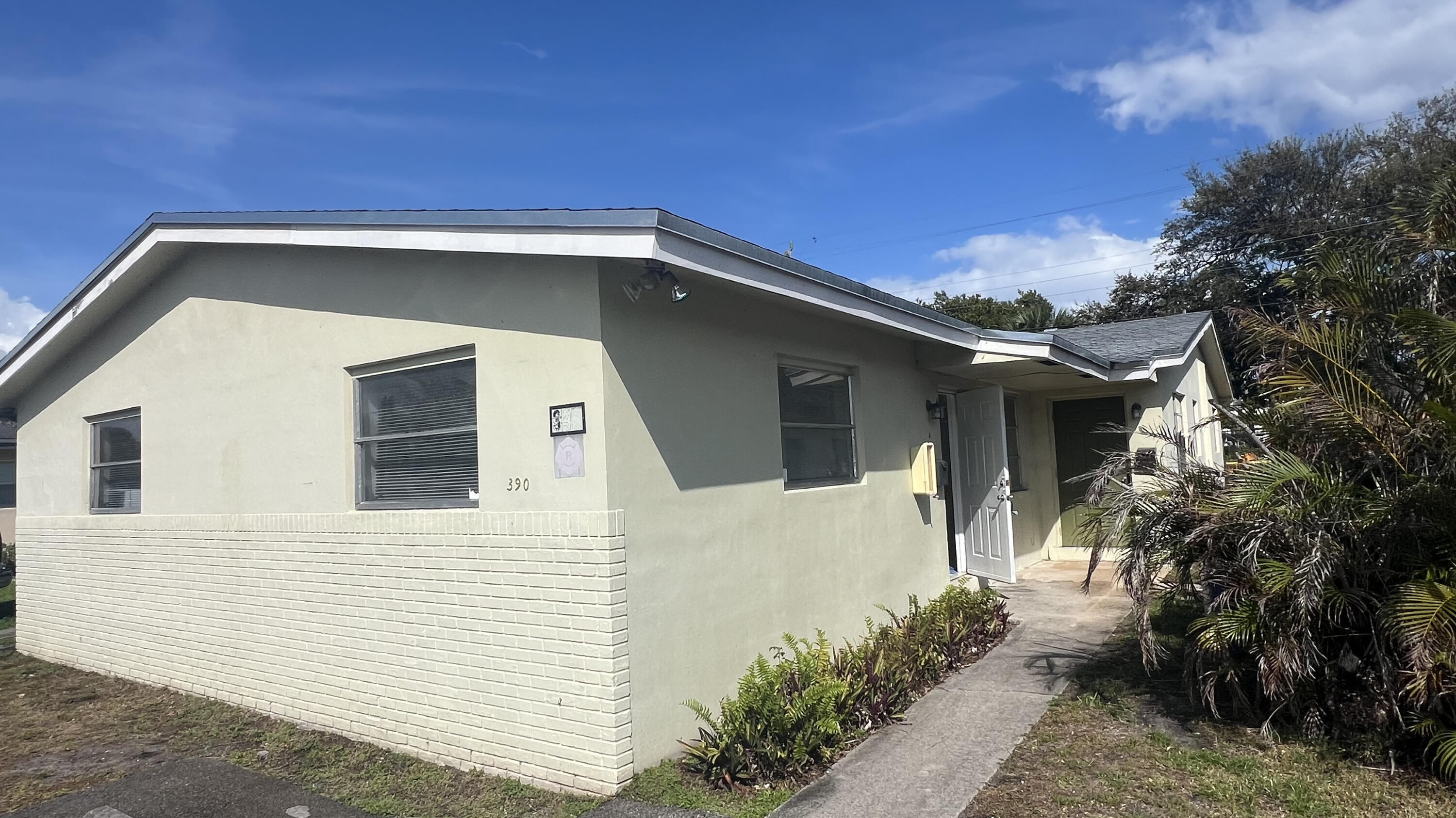 MIDLAND 1ST ADD - Residential Lease