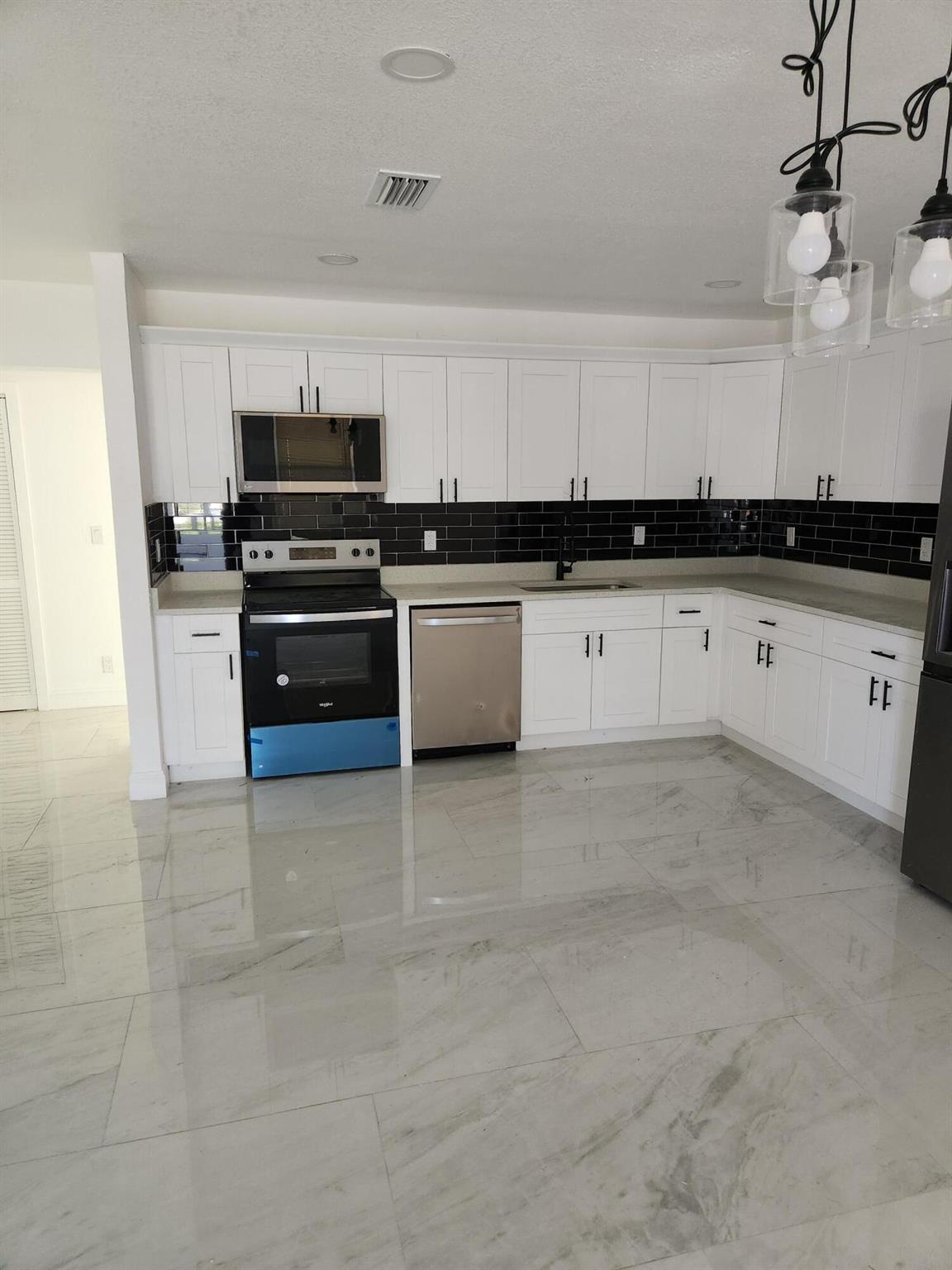 RIVIERA BEACH HEIGHTS ADD - Residential