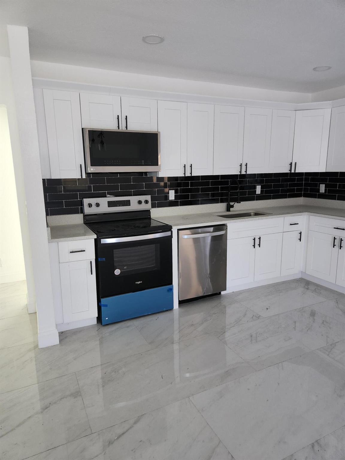 RIVIERA BEACH HEIGHTS ADD - Residential