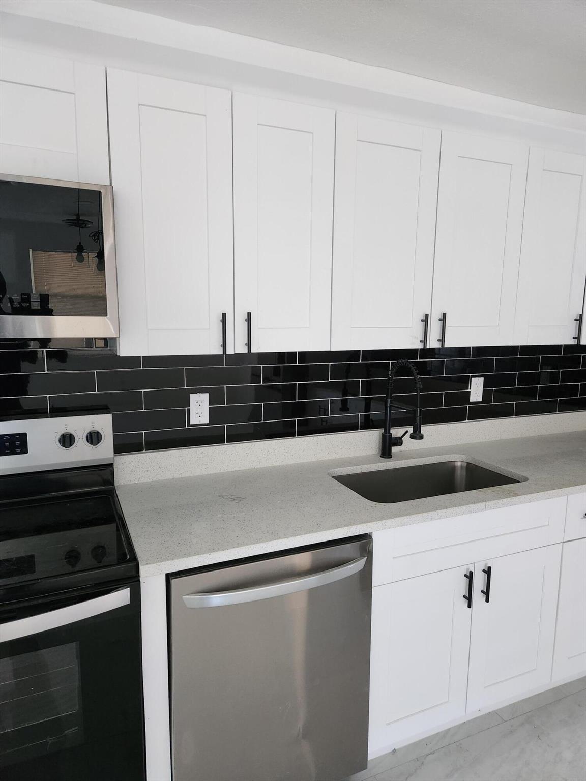 RIVIERA BEACH HEIGHTS ADD - Residential