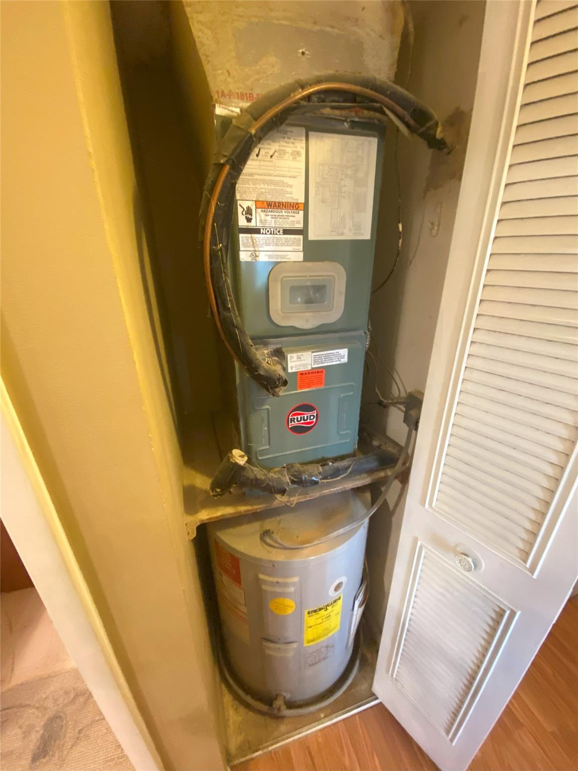 PINE RIDGE NORTH VILLAGE - Residential Lease