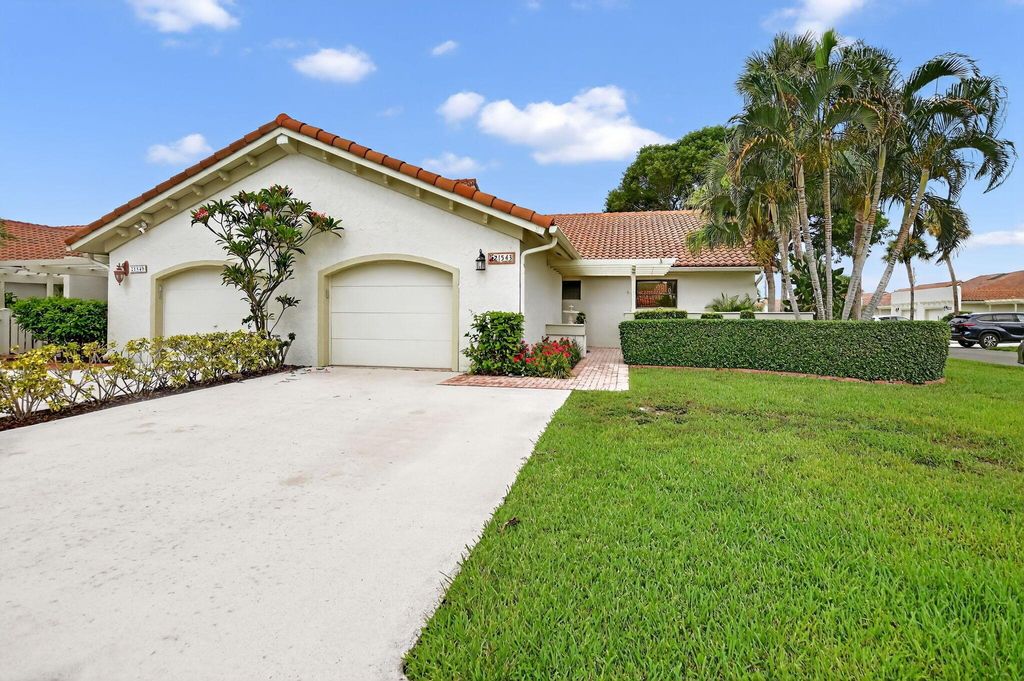 Photo of 21543 Coronado Avenue, Boca Raton, FL 33433 (MLS # R11108779)