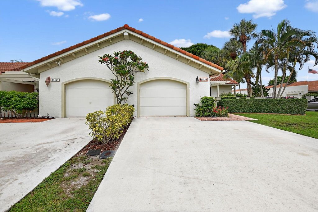 Photo of 21543 Coronado Avenue, Boca Raton, FL 33433 (MLS # R11108779)