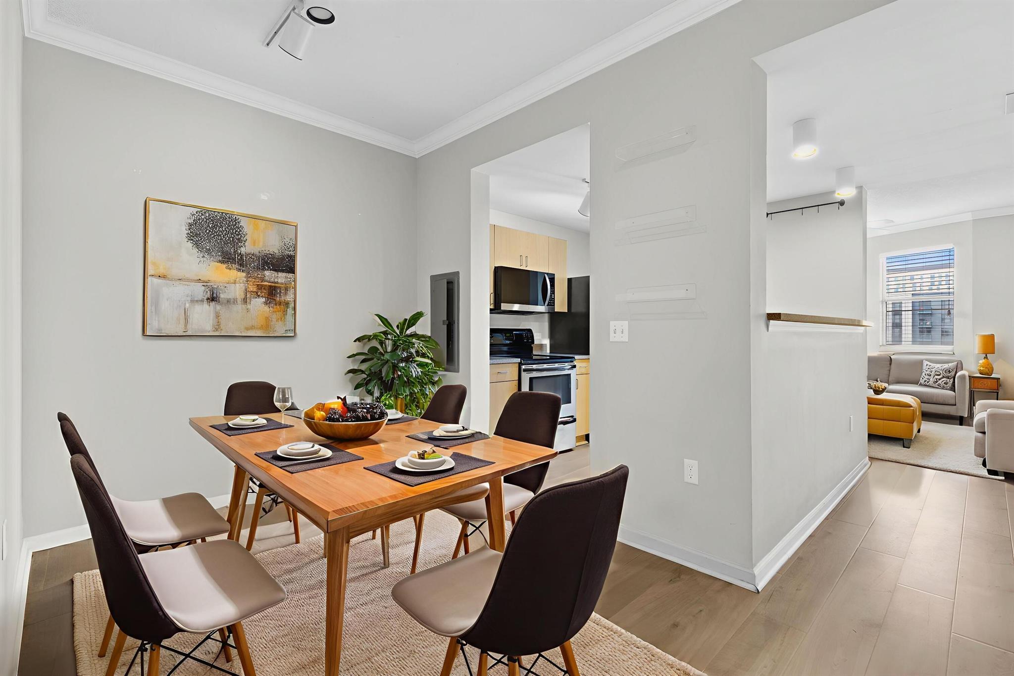 533 NE 3rd Avenue 540