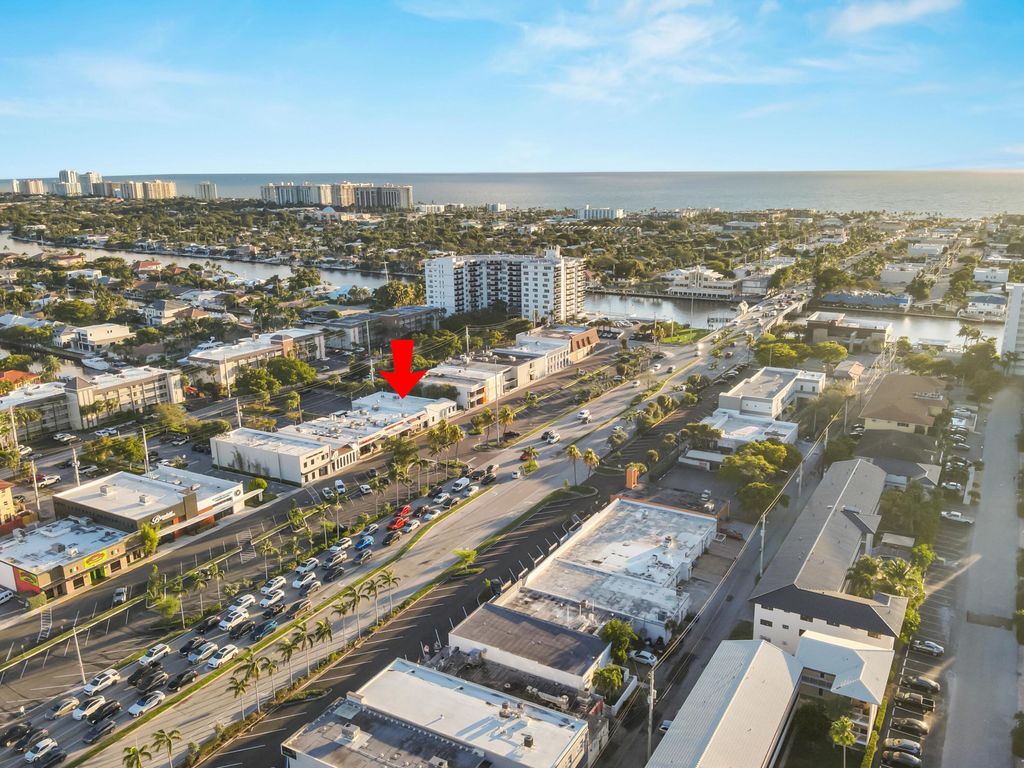 Photo of 3061 E Commercial Boulevard, Fort Lauderdale, FL 33308 (MLS # R11061701)