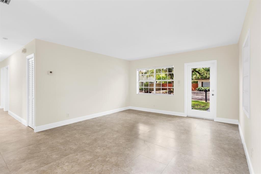 Ansonia Gardens 36-7 B - Residential Lease