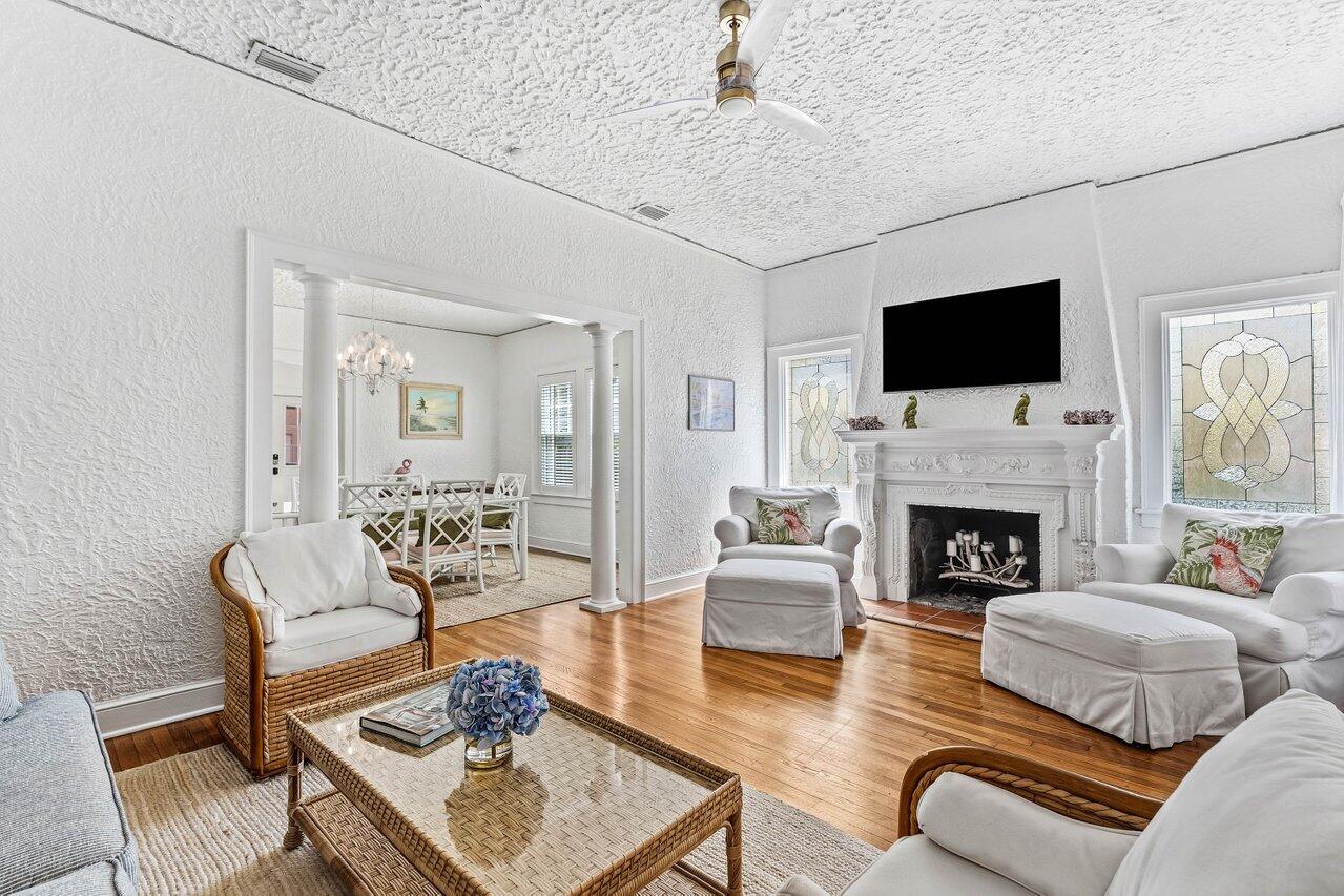 ST LUCIE ESTATES - Residential Lease