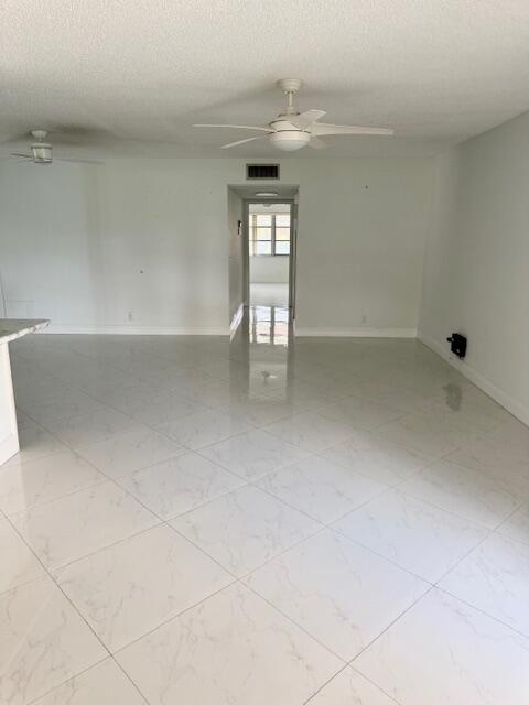 HIGH POINT OF DELRAY SEC 7 CONDO - Residential