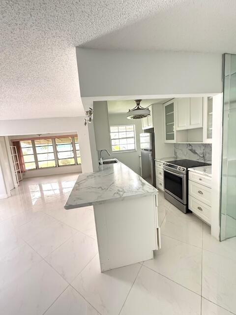 HIGH POINT OF DELRAY SEC 7 CONDO - Residential