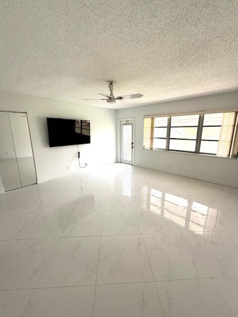 HIGH POINT OF DELRAY SEC 7 CONDO - Residential