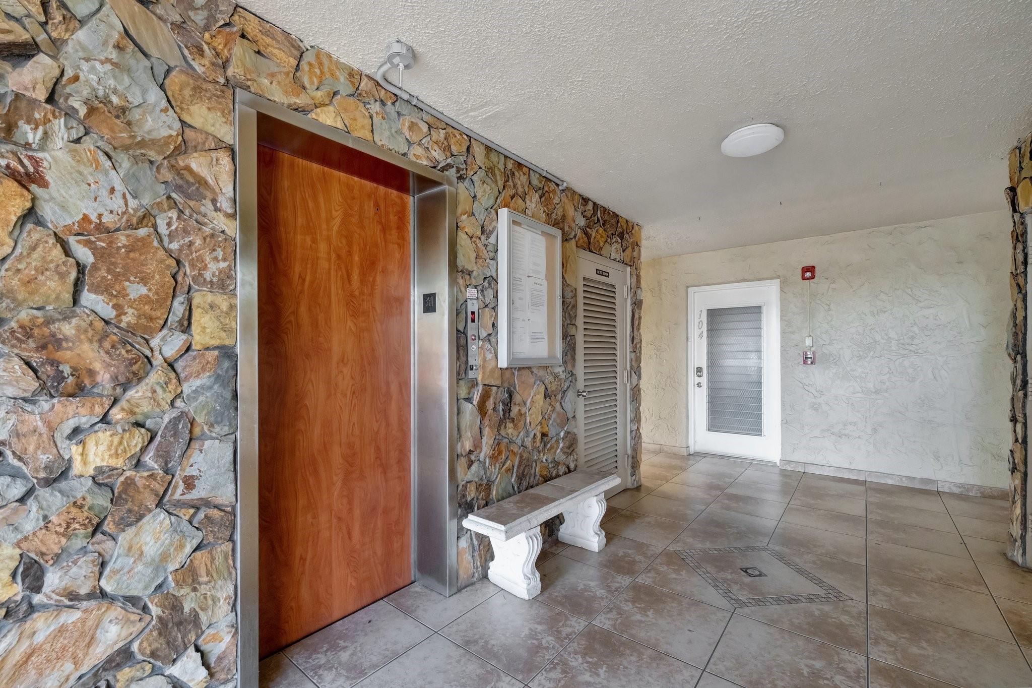 205 SE 11th Ter 405