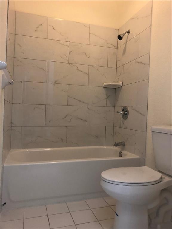 Westchester Point Twnhms - Residential Lease