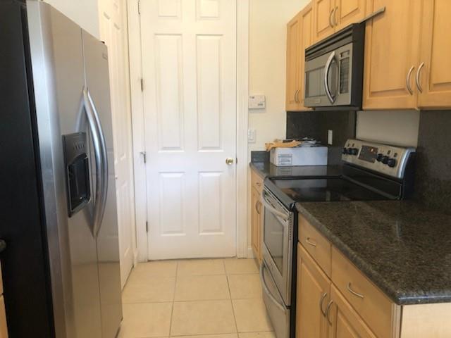 Westchester Point Twnhms - Residential Lease