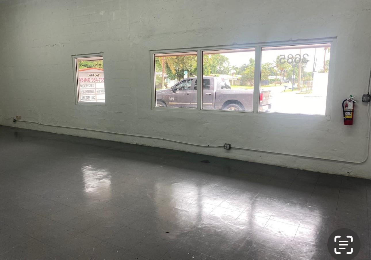 3485 NW 19 street