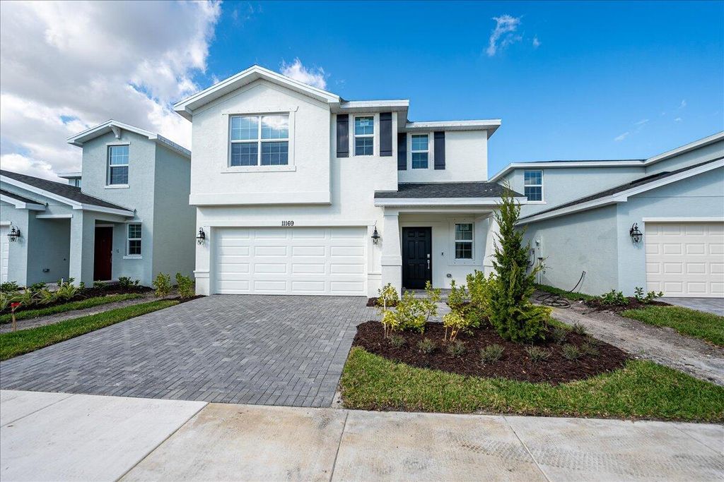 Photo of 11169 NW Fernbrook Drive NW, Port Saint Lucie, FL 34987 (MLS # R11060430)