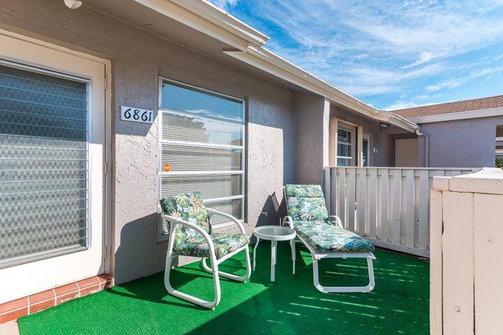 CAMELOT VILLAGE SEC 4 - Residential Lease