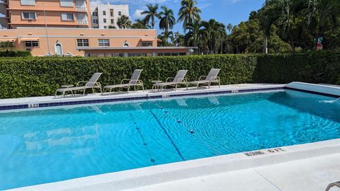 A home in Lake Worth Beach