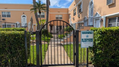 A home in Lake Worth Beach