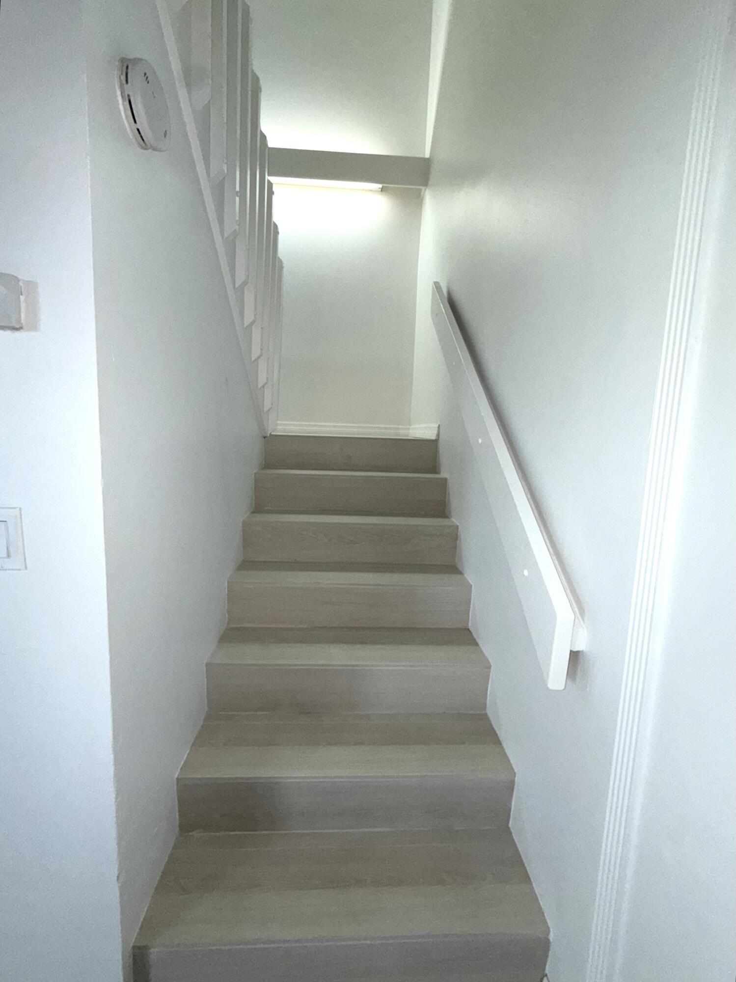 SOMERSET - Residential Lease