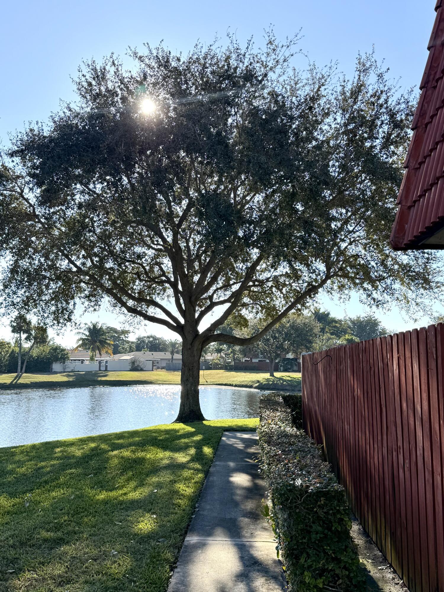 SOMERSET - Residential Lease