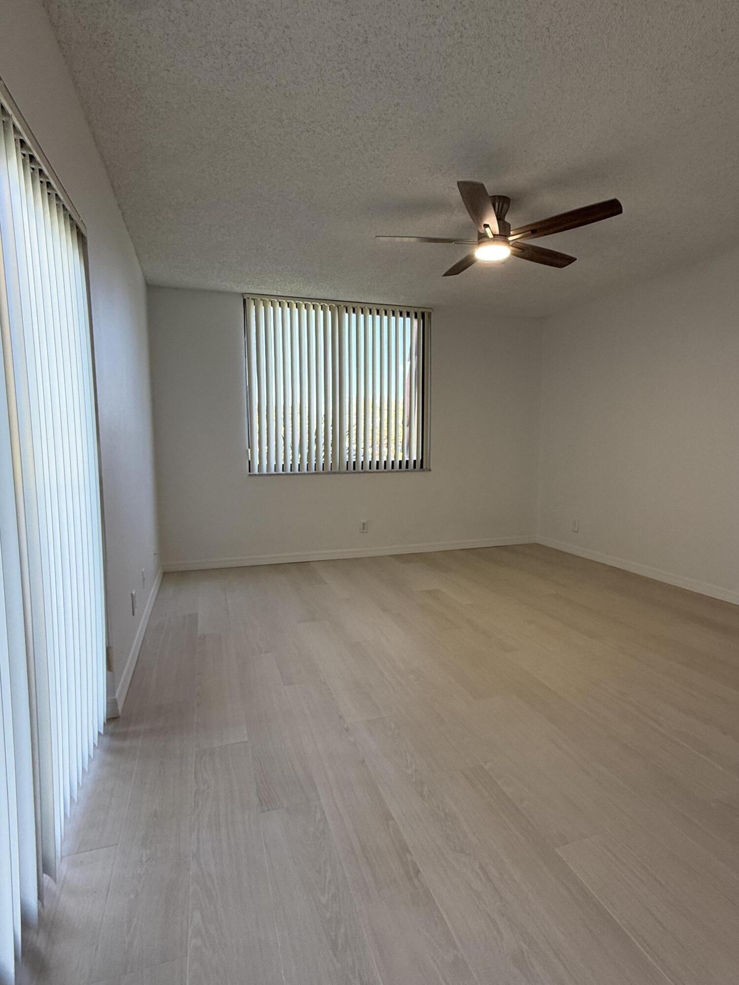 SOMERSET - Residential Lease