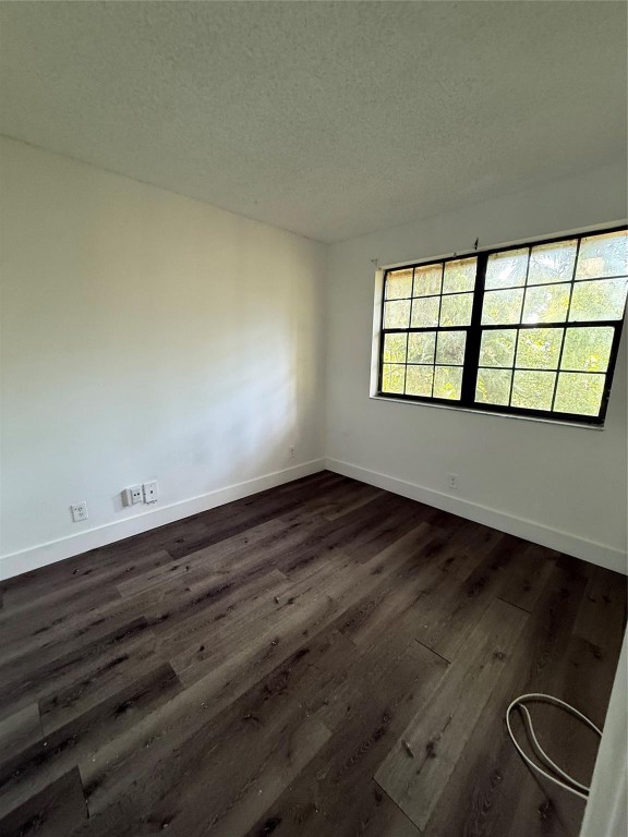 Country Park Condo - Residential Lease