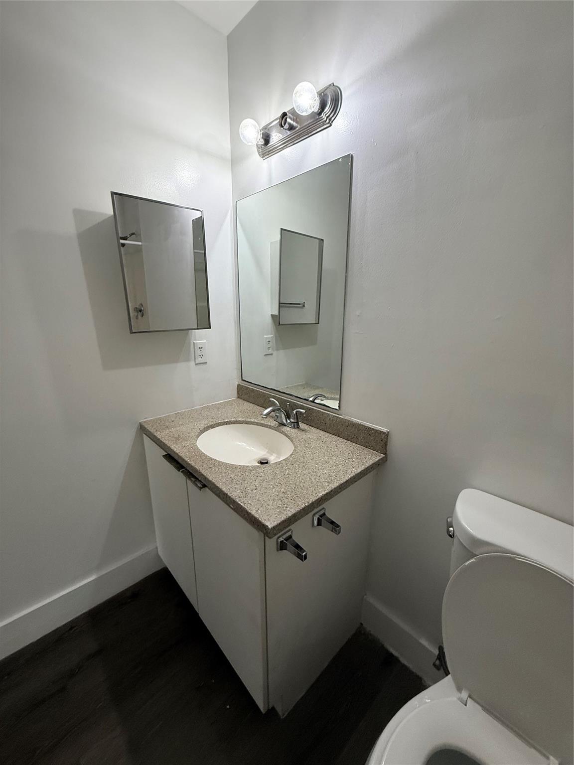 Country Park Condo - Residential Lease