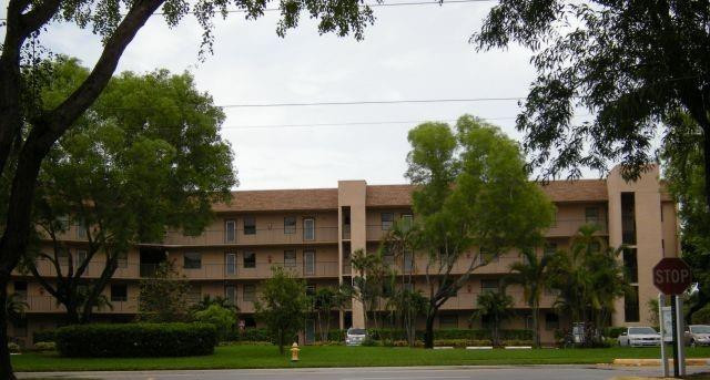 Sunrise Lakes Condominium - Residential