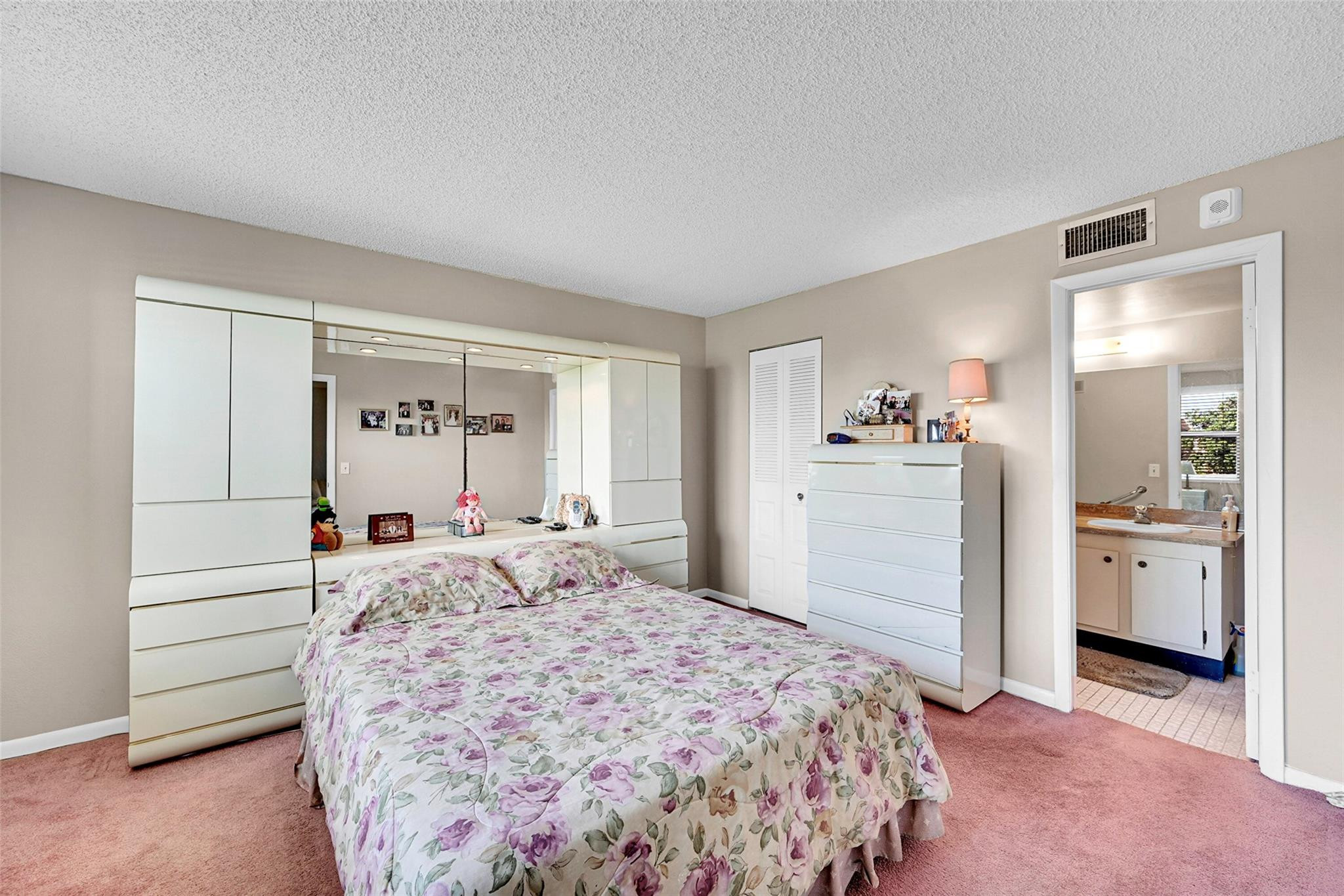 Sunrise Lakes Condominium - Residential