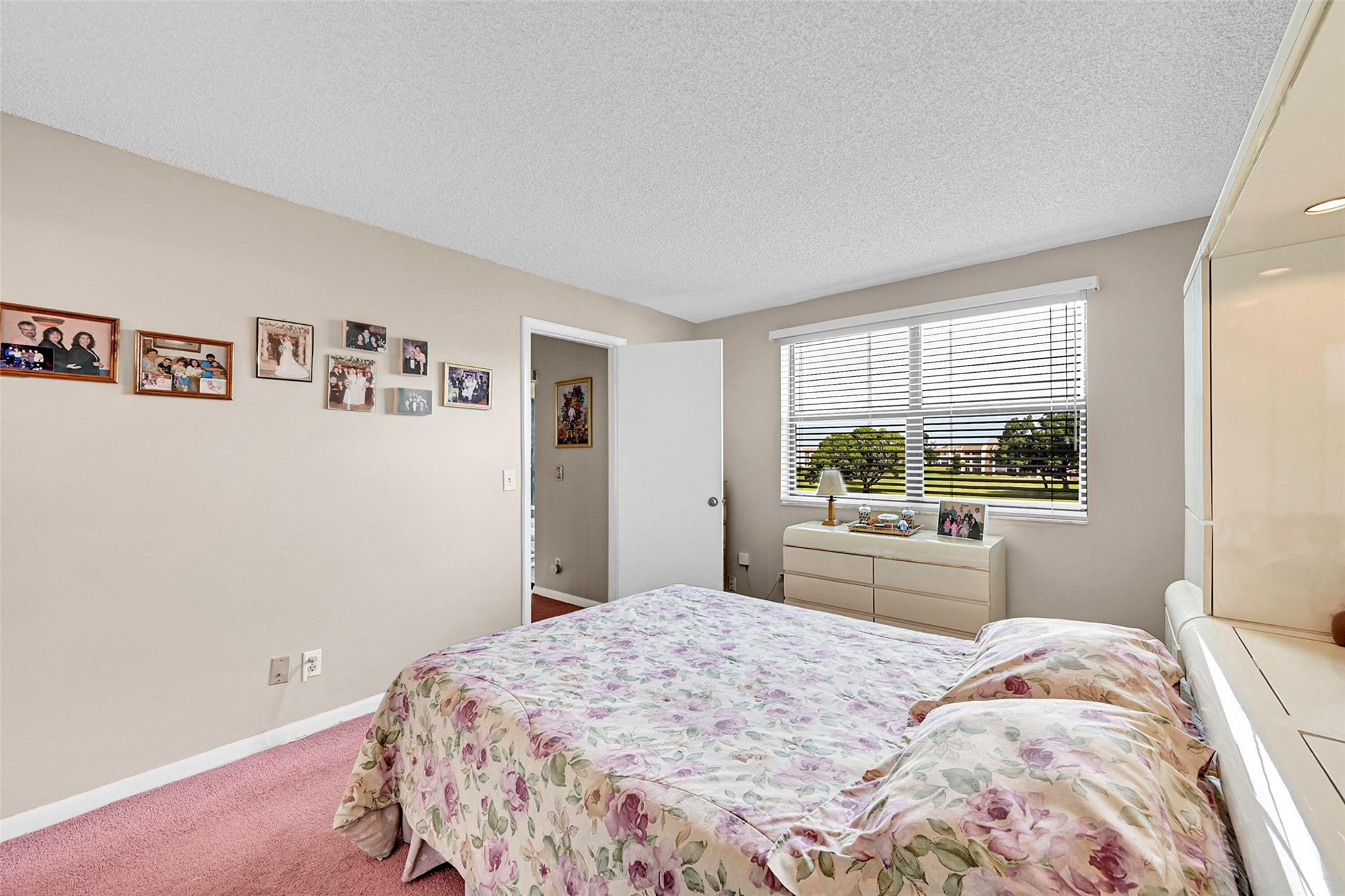 Sunrise Lakes Condominium - Residential