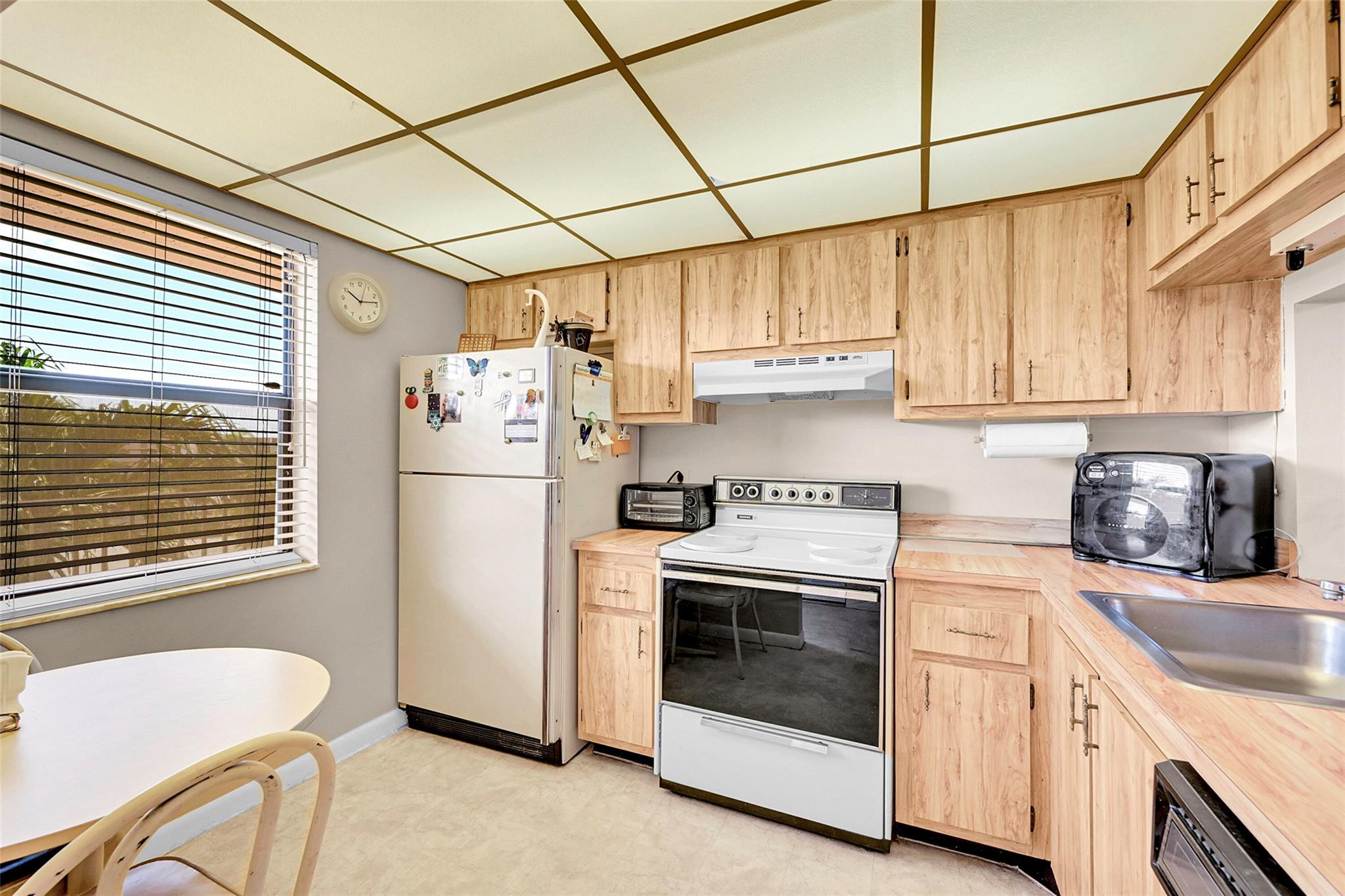 Sunrise Lakes Condominium - Residential