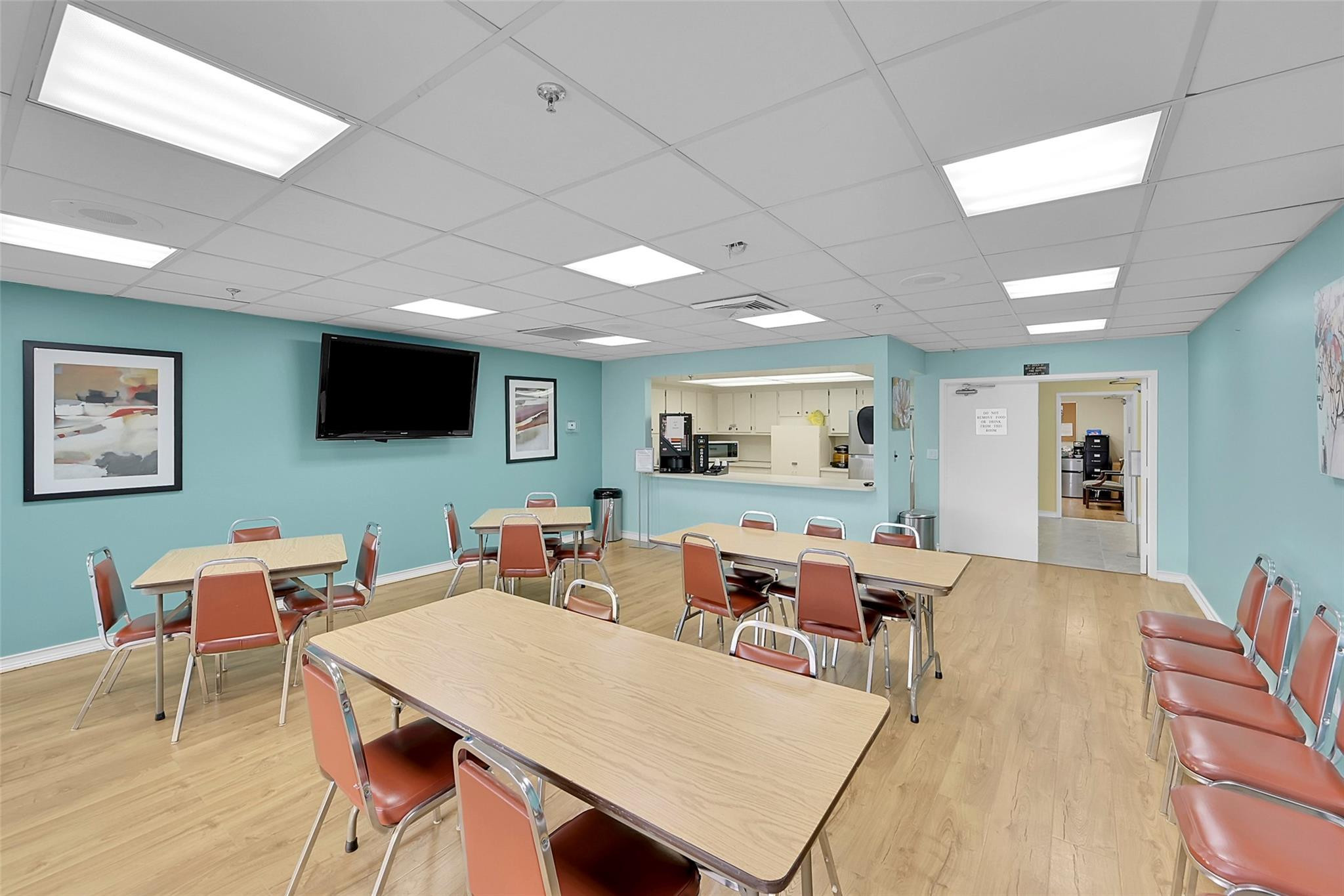 Sunrise Lakes Condominium - Residential