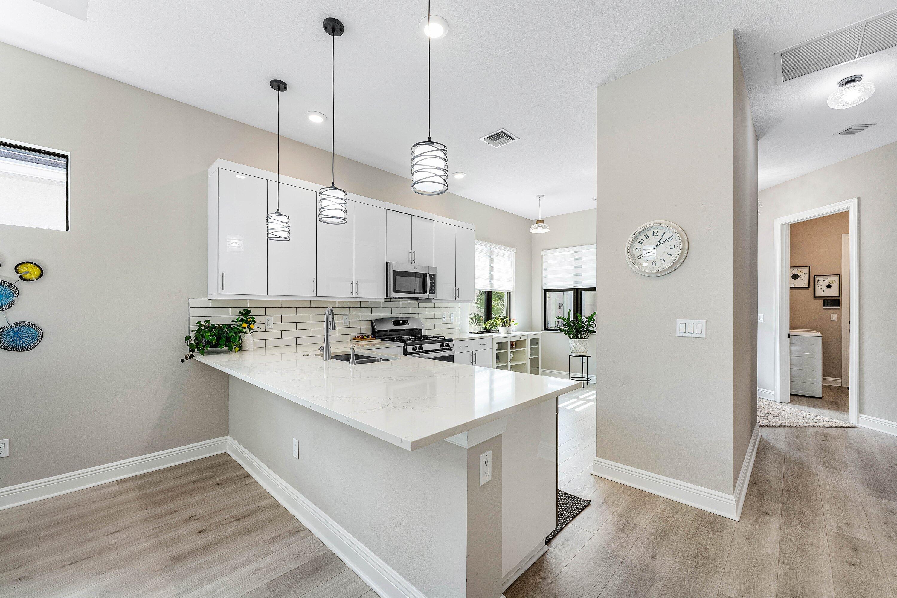 CRESSWIND PALM BEACH - Residential