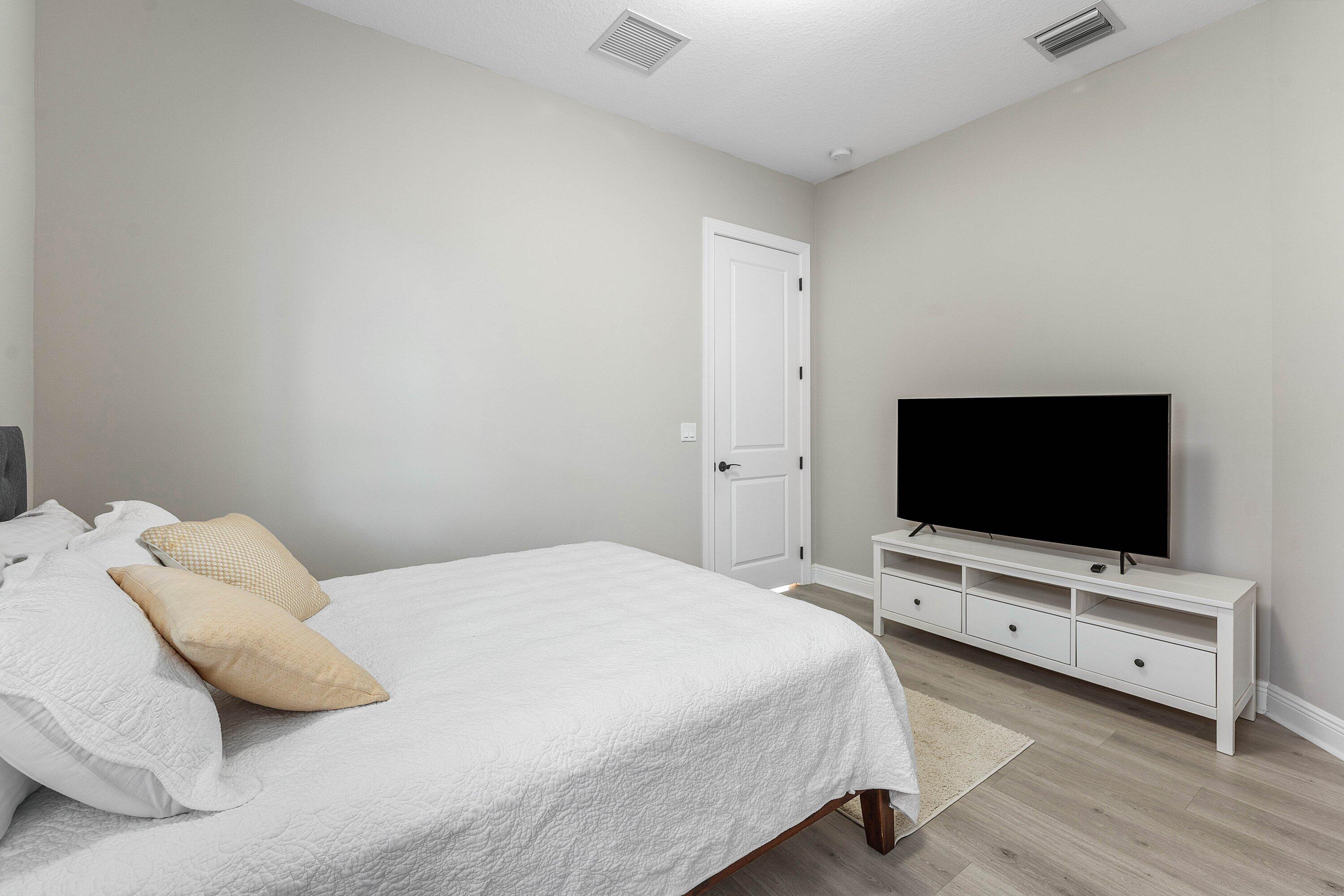 CRESSWIND PALM BEACH - Residential