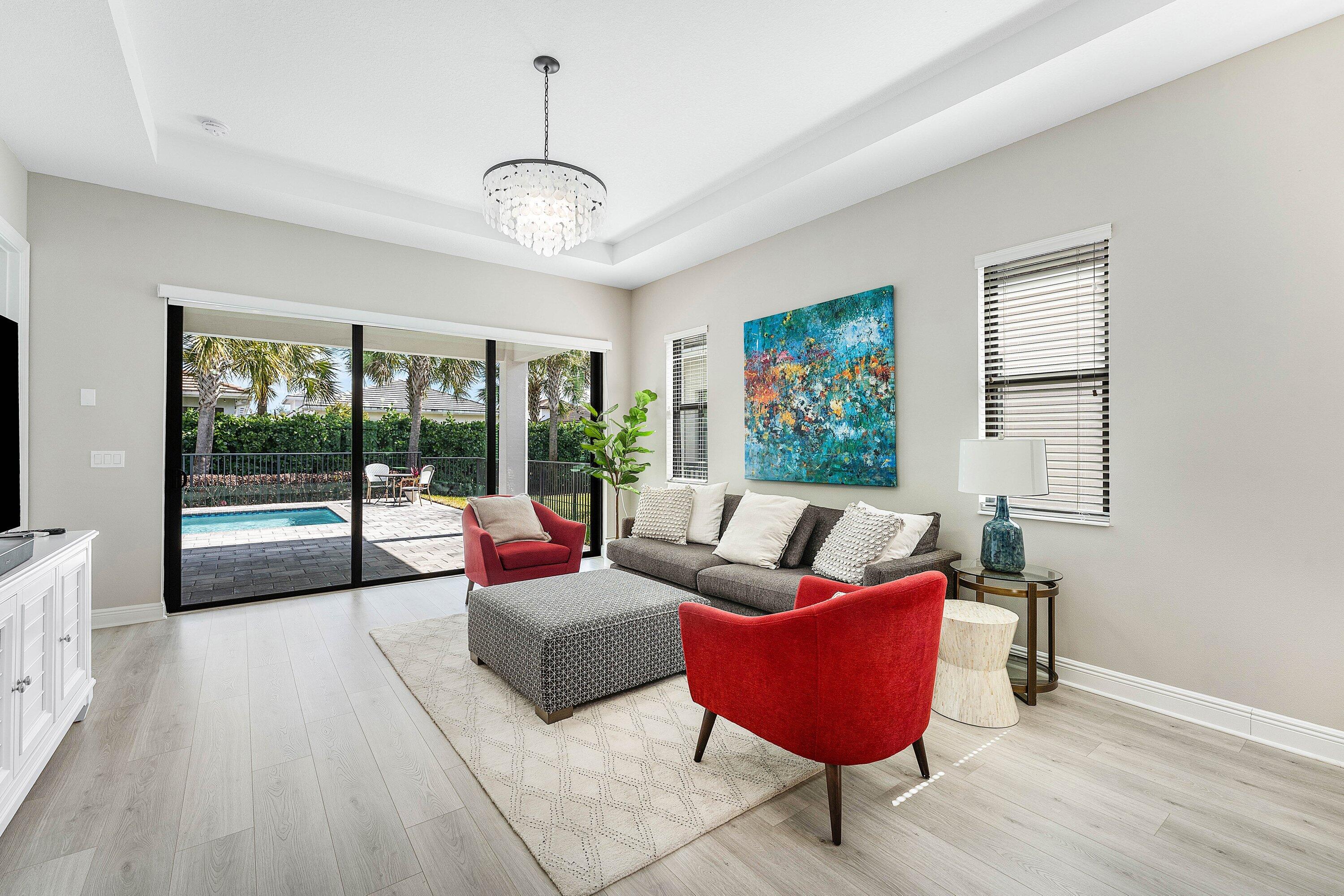 CRESSWIND PALM BEACH - Residential