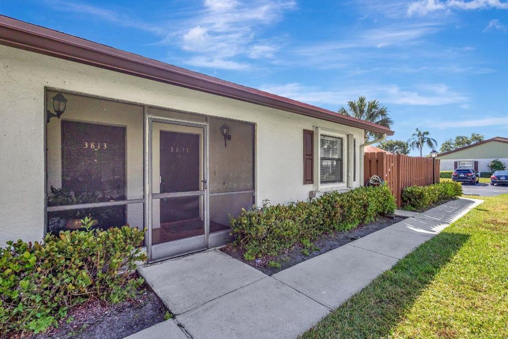 Photo of 3811 Coco Loba Lane #3811, Boynton Beach, FL 33436 (MLS # R11073417)