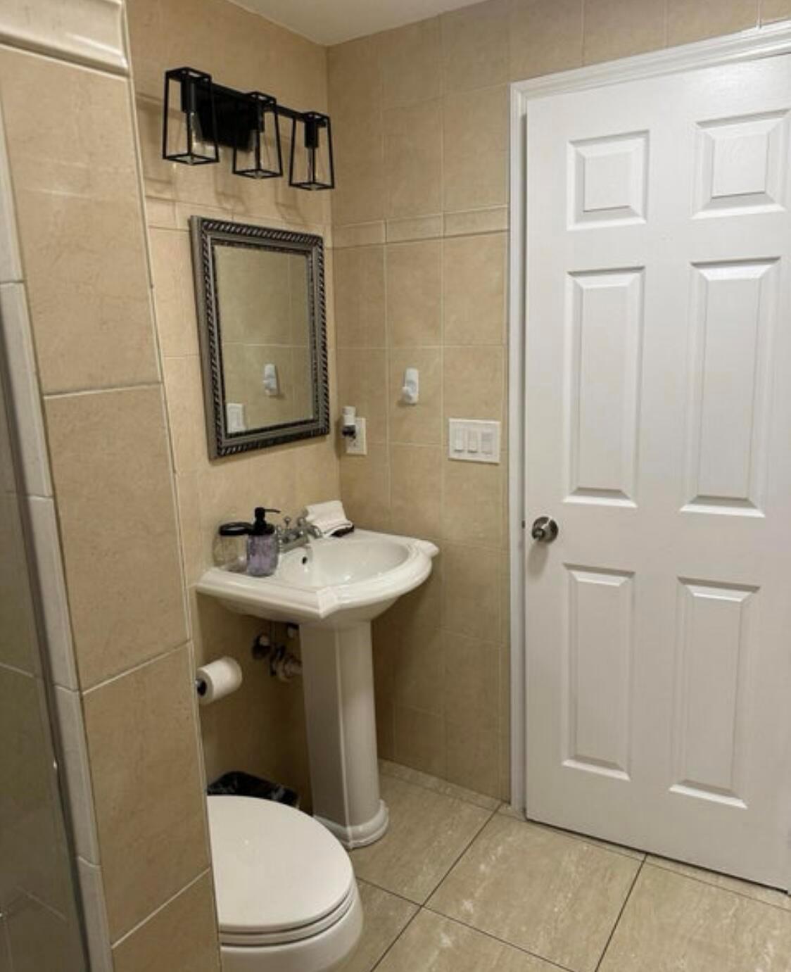 PALM BEACH FARMS CO 3 - Residential