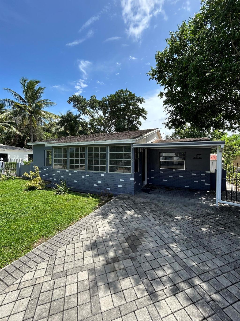 Photo of 1460 SW 29th Street, Fort Lauderdale, FL 33315 (MLS # R10913443)