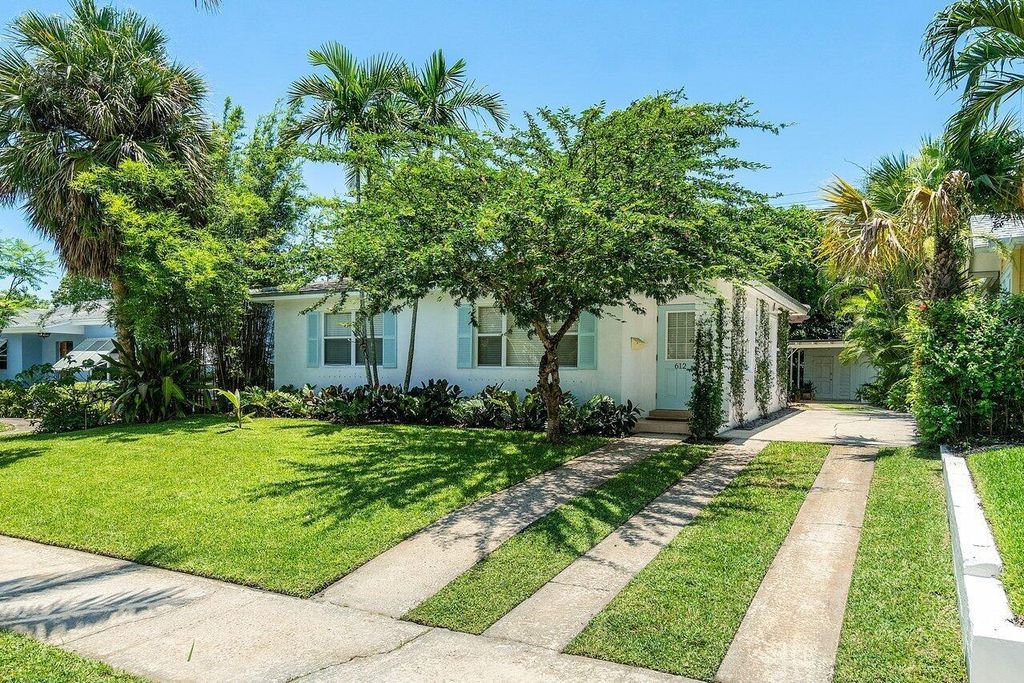 Photo of 612 Kanuga Drive, West Palm Beach, FL 33401 (MLS # R11102651)