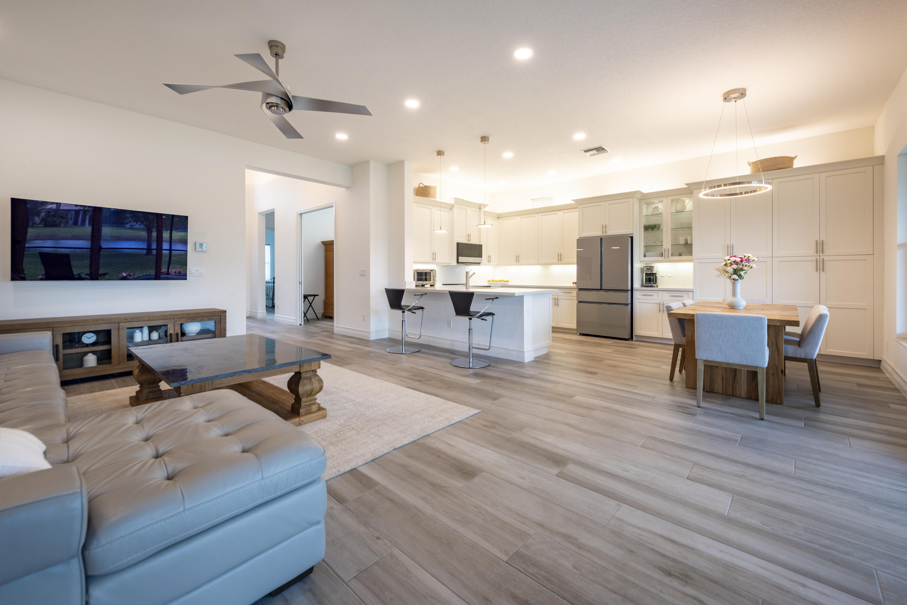 VALENCIA COVE AGR PUD SOUTH PL - Residential