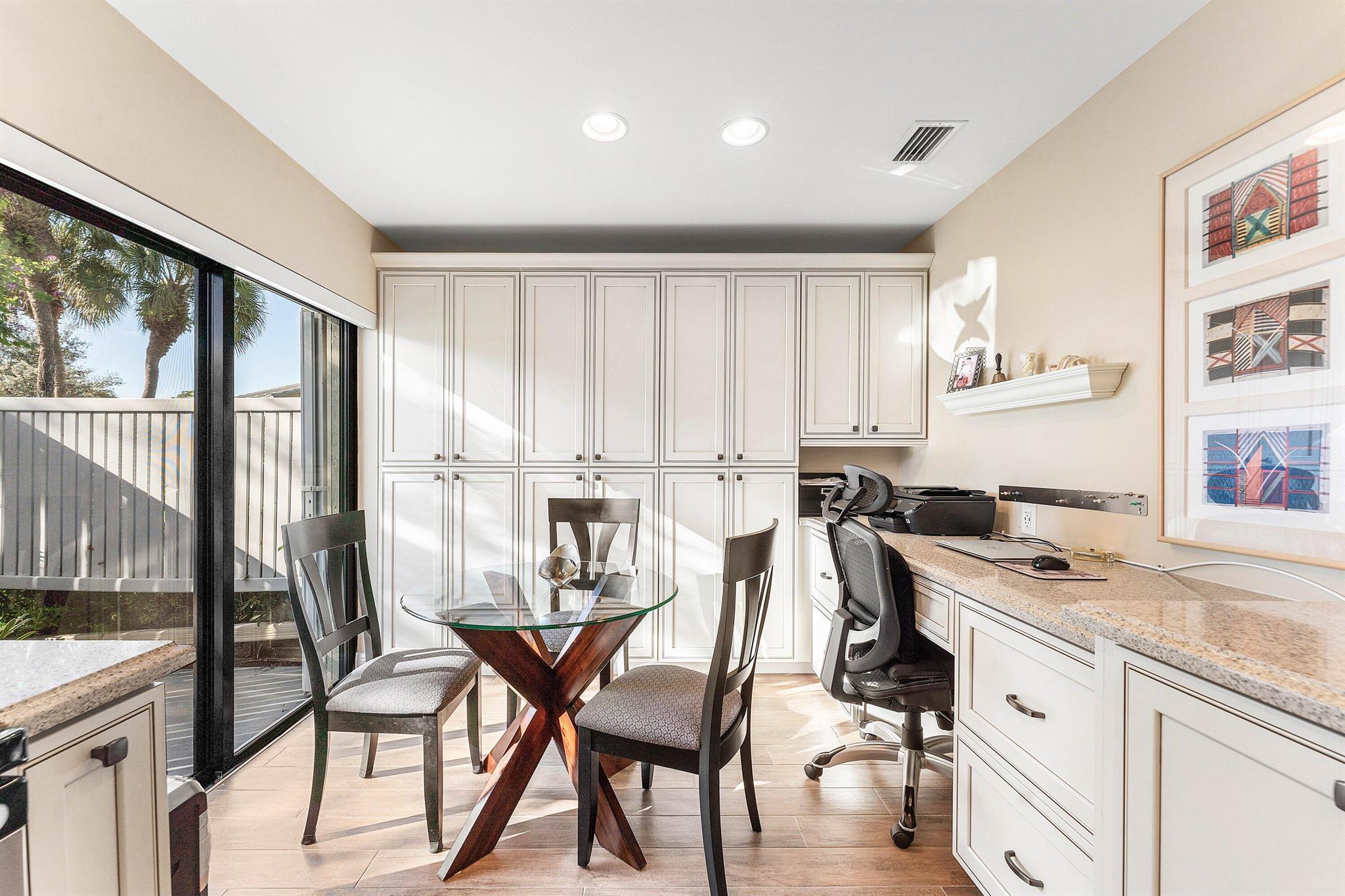 EASTGATE II AT HUNTERS RU - Residential