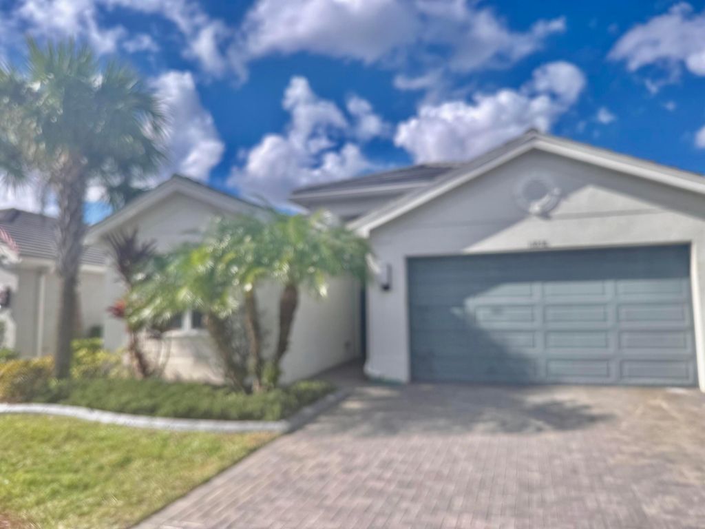 Photo of 11858 SW Jasper Lake Way, Port Saint Lucie, FL 34987 (MLS # R11154342)