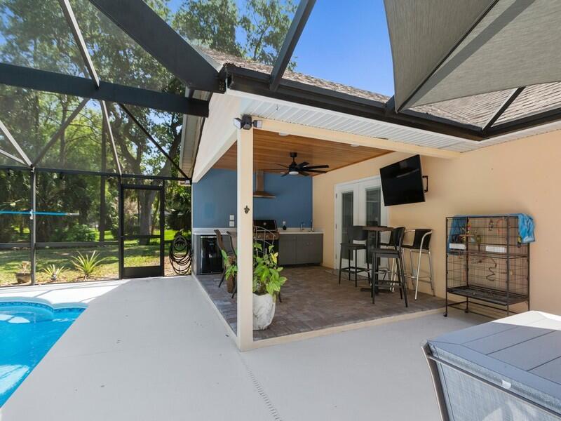 SHADY OAKS - Residential